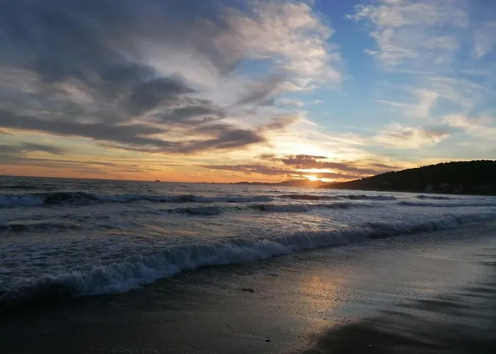 Step To The Sea Apartment Nea Karvali